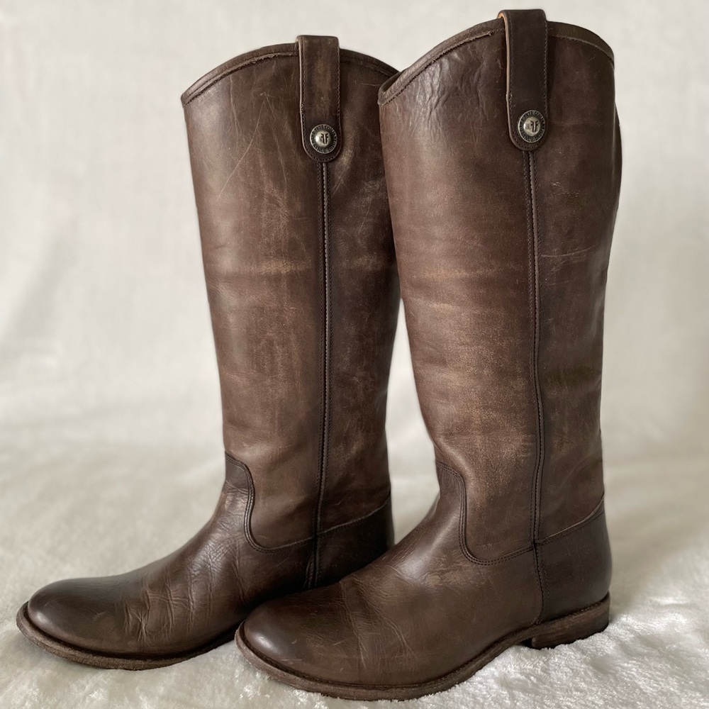Frye “Melissa Button” Lug Tall women’s brown leather boots, Size 8